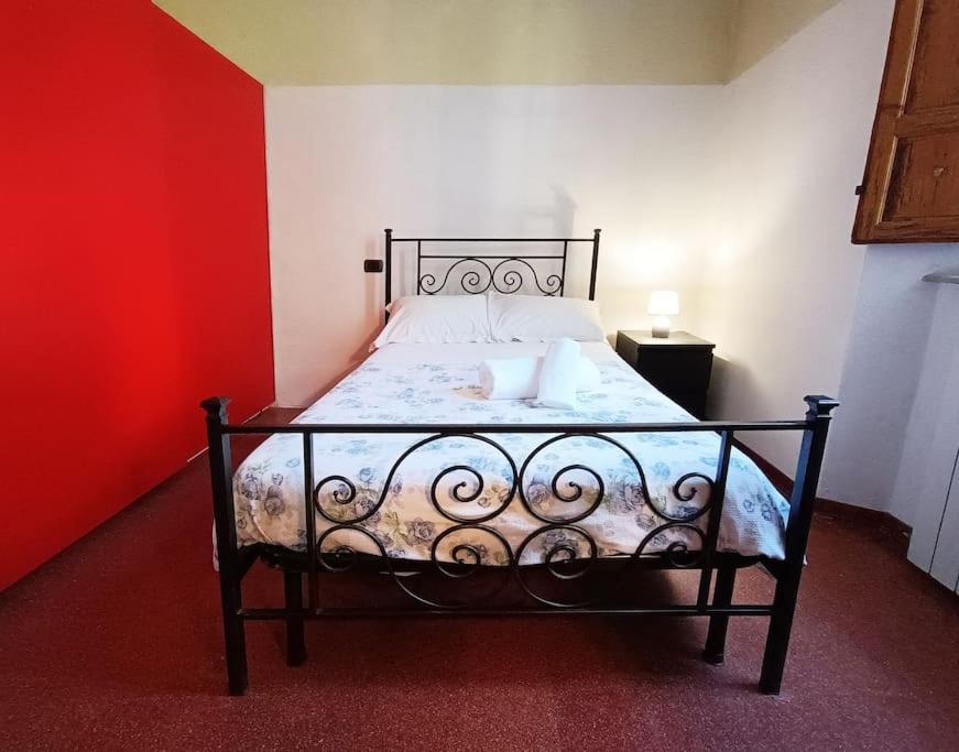 Just Outside The Wall: Free A/C, Bikes And Wifi Lucca Eksteriør bilde